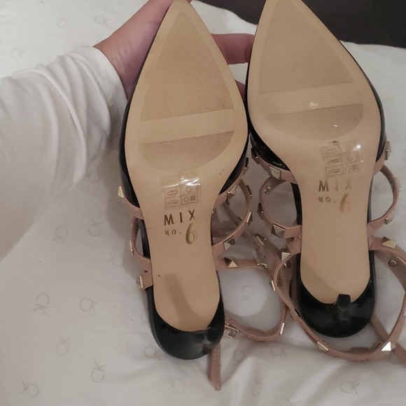 COPY - High heels - Picture 3 of 3